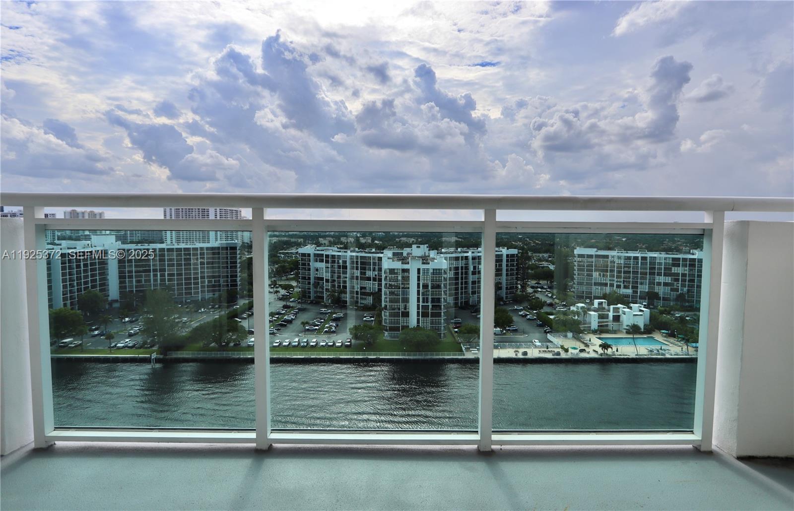 Photo of 3000 Ocean Dr #1520, Hollywood, Florida, 33019 -