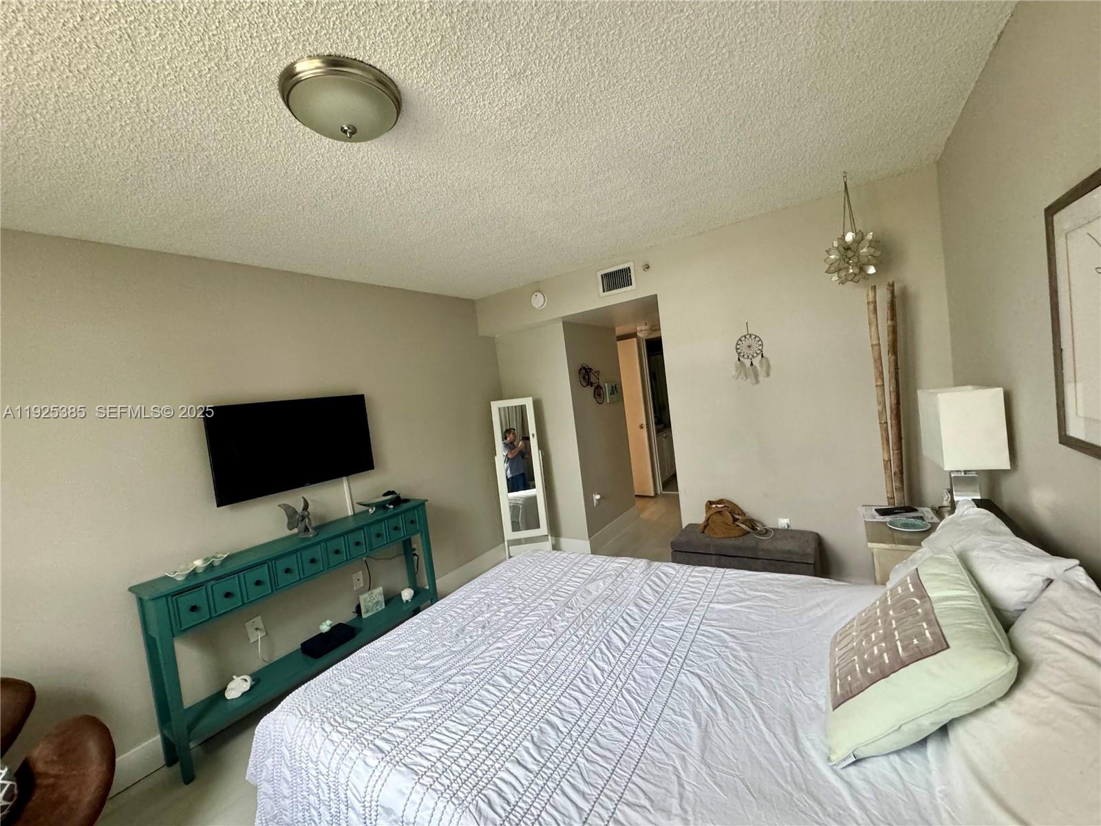 Photo of 2711 Ocean Club Blvd #202, Hollywood, Florida, 33019 -