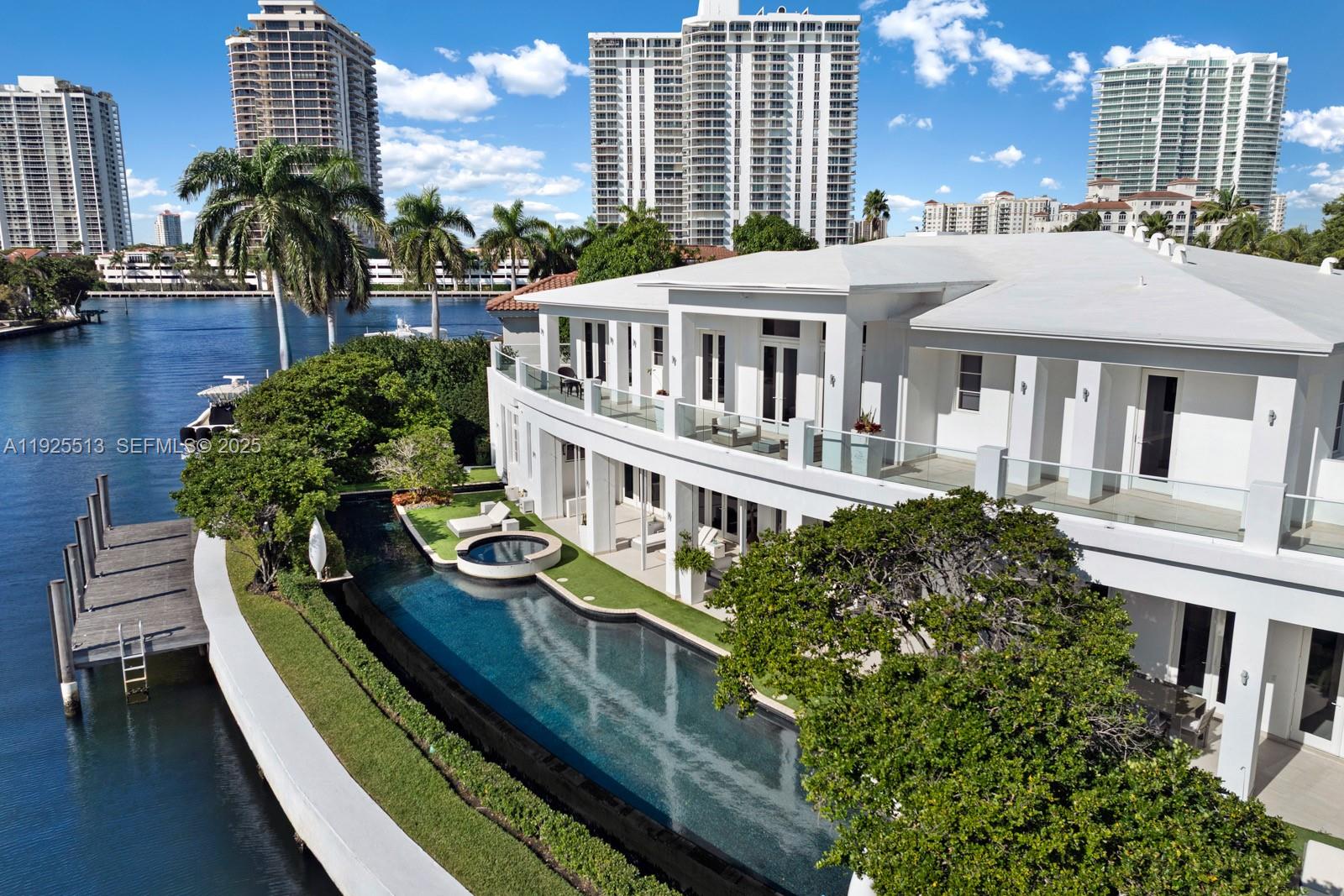 Photo of 142 Island Is  (142), Golden Beach, Florida, 33160 - 