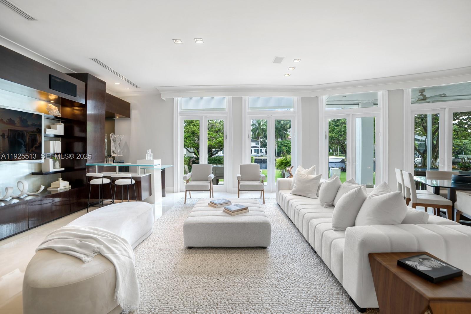 Photo of 142 Island Is  (142), Golden Beach, Florida, 33160 - 