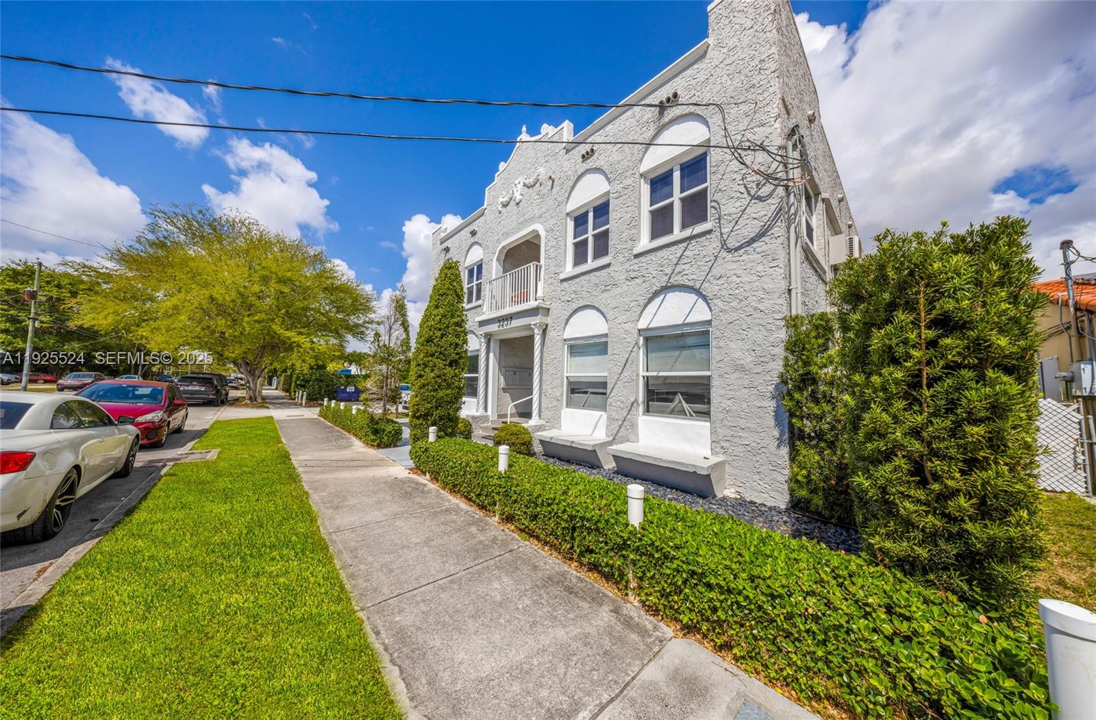   /   sq. ft. $ 2025-12-04 0 Photo