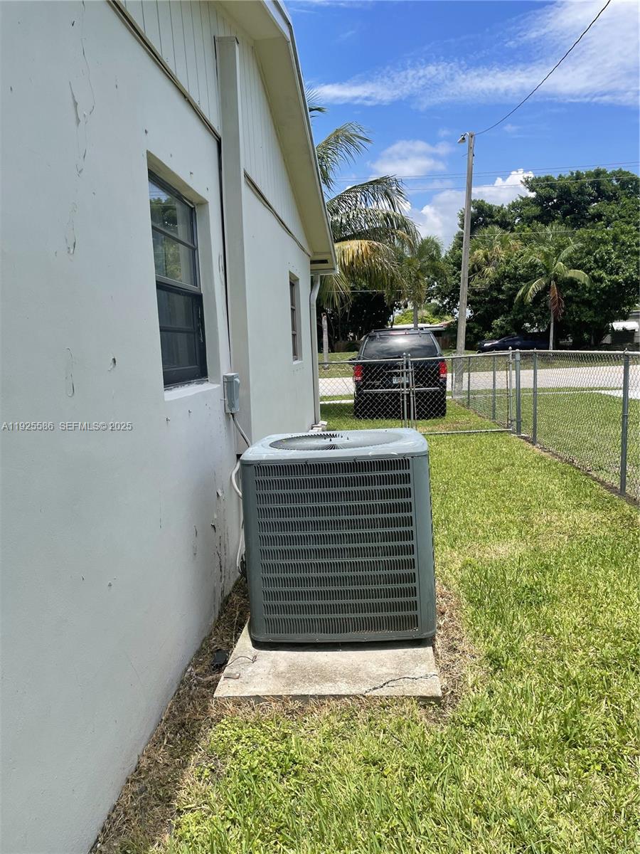 See details 12810 4 / 3 1849 sq. ft. $ 2025-12-04 0 Photo