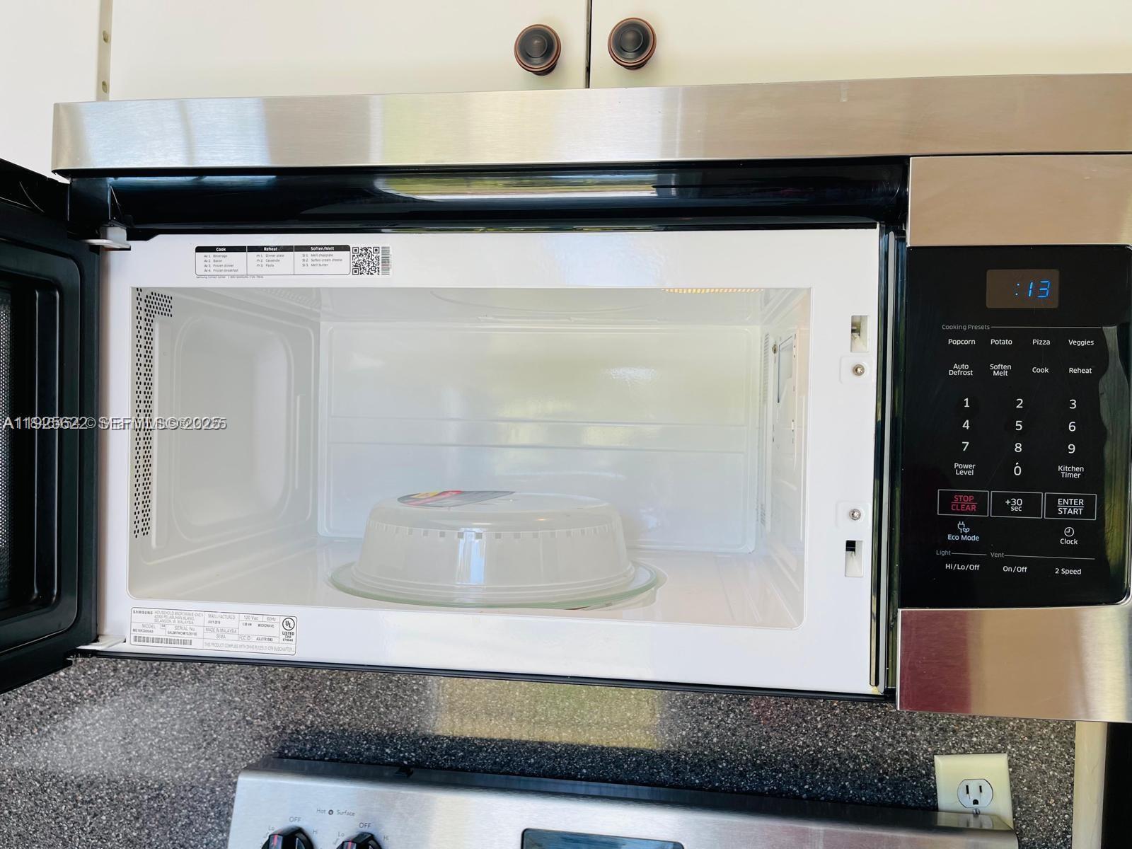   /  2563 sq. ft. $ 2025-12-04 0 Photo