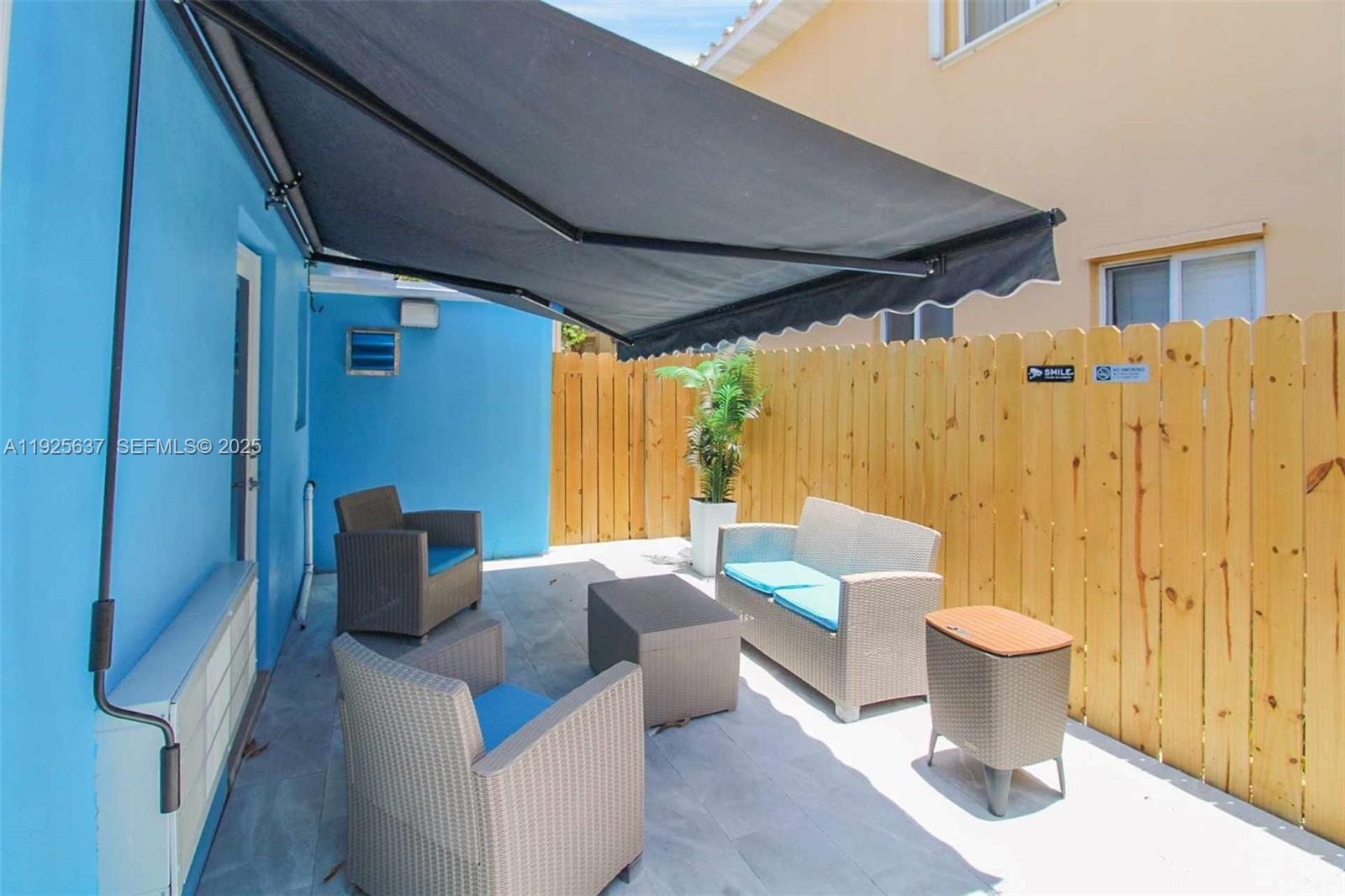   /  1495 кв.футов $ 2025-12-04 0 Фото