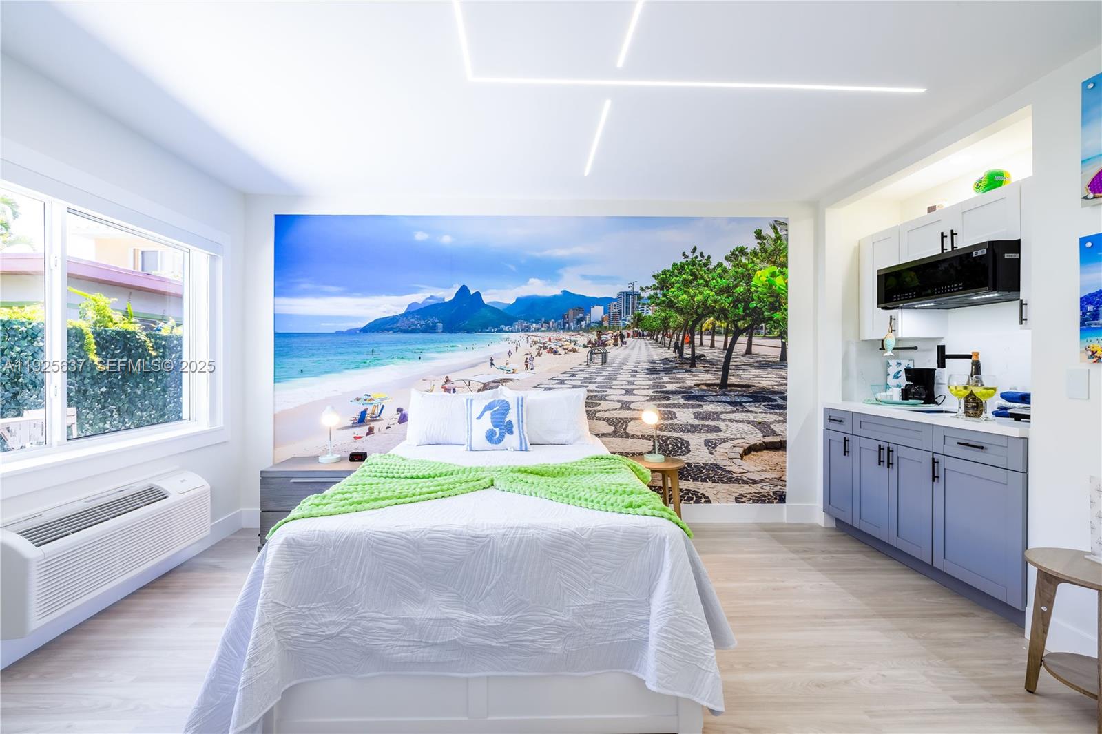   /  1495 кв.футов $ 2025-12-04 0 Фото