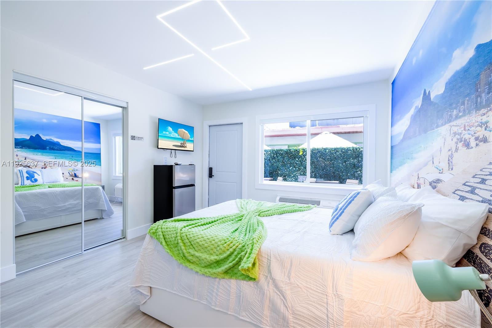   /  1495 кв.футов $ 2025-12-04 0 Фото