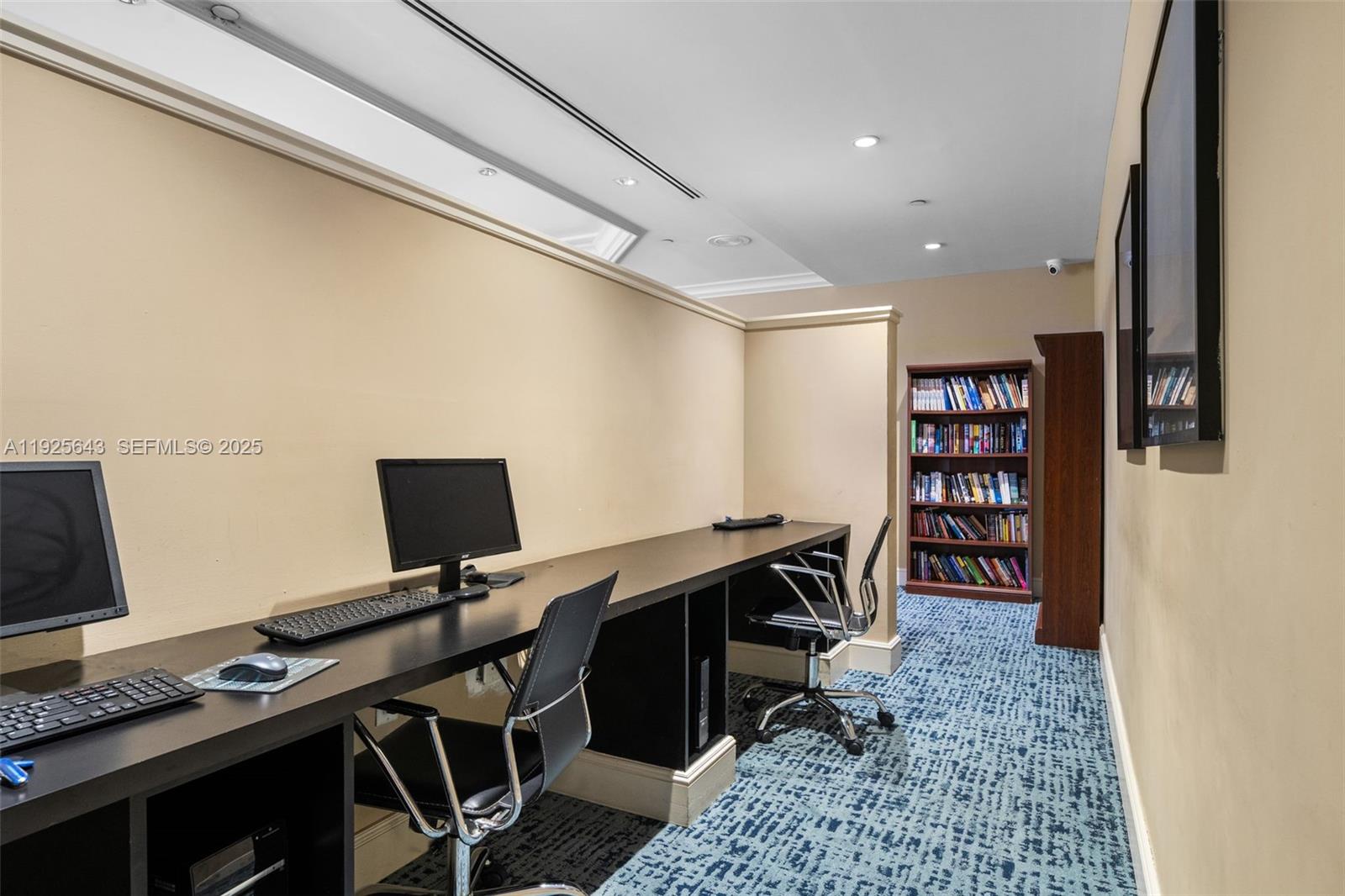 Photo of 19900 Country Club Dr #1112, Aventura, Florida, 33180 -