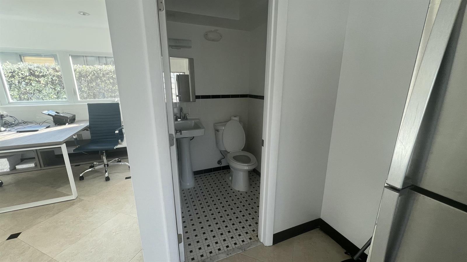 Ver detalles / 6 sq. ft. $ 2026-04-02 0 foto