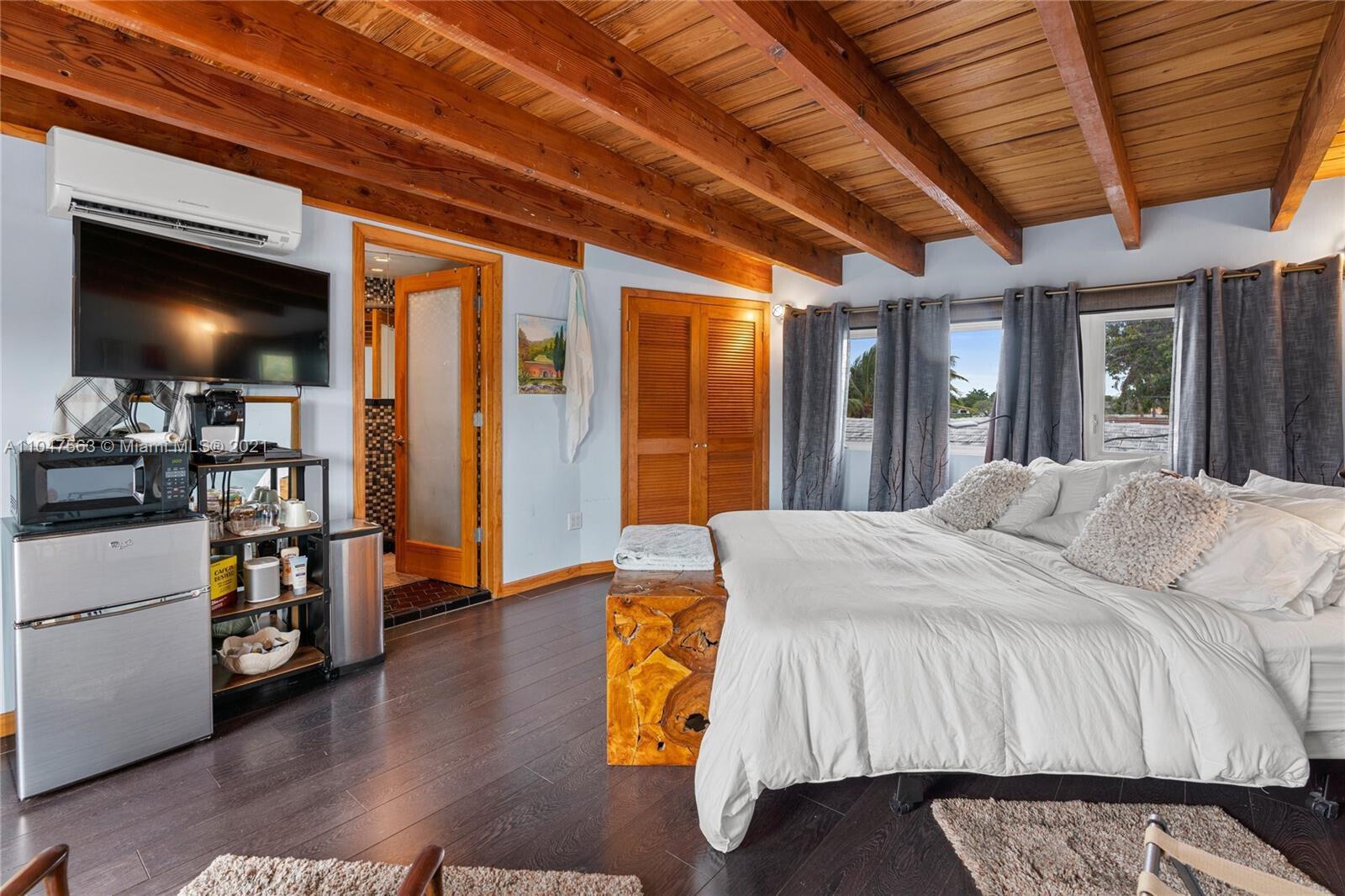 Ver detalles / 6 sq. ft. $ 2026-04-02 0 foto