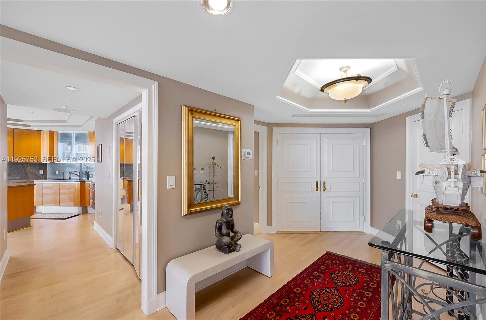 301 3 / 3 2450 sq. ft. $ 2025-12-05 0 foto