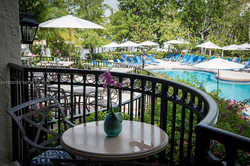 301 3 / 3 2450 sq. ft. $ 2025-12-05 0 foto