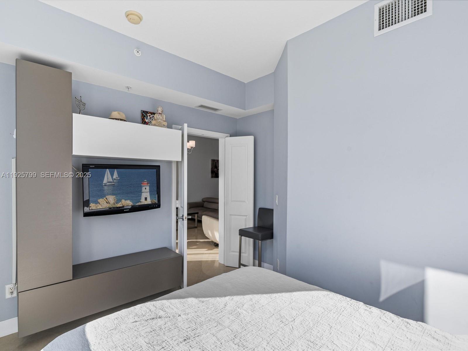 Photo of 1945 Ocean Dr  #404, Hallandale Beach, Florida, 33009 - 