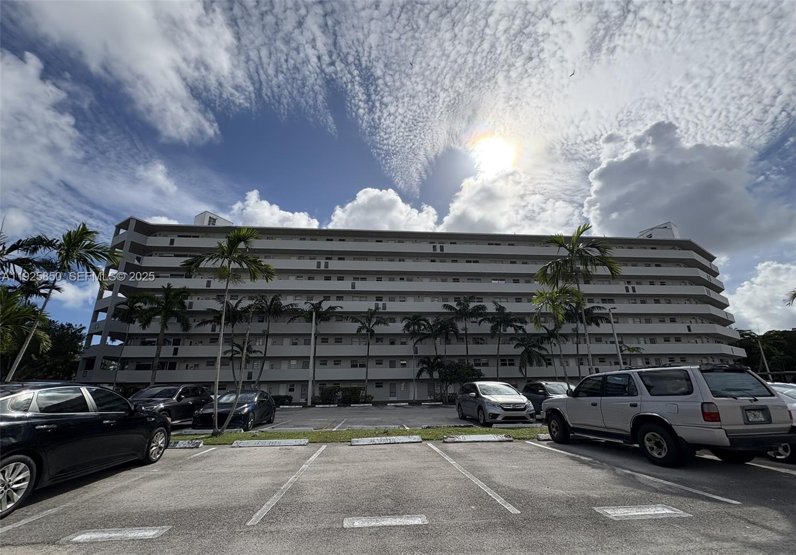 Ver detalles 829-4 2 / 2 1633 sq. ft. $ 2025-12-05 0 foto