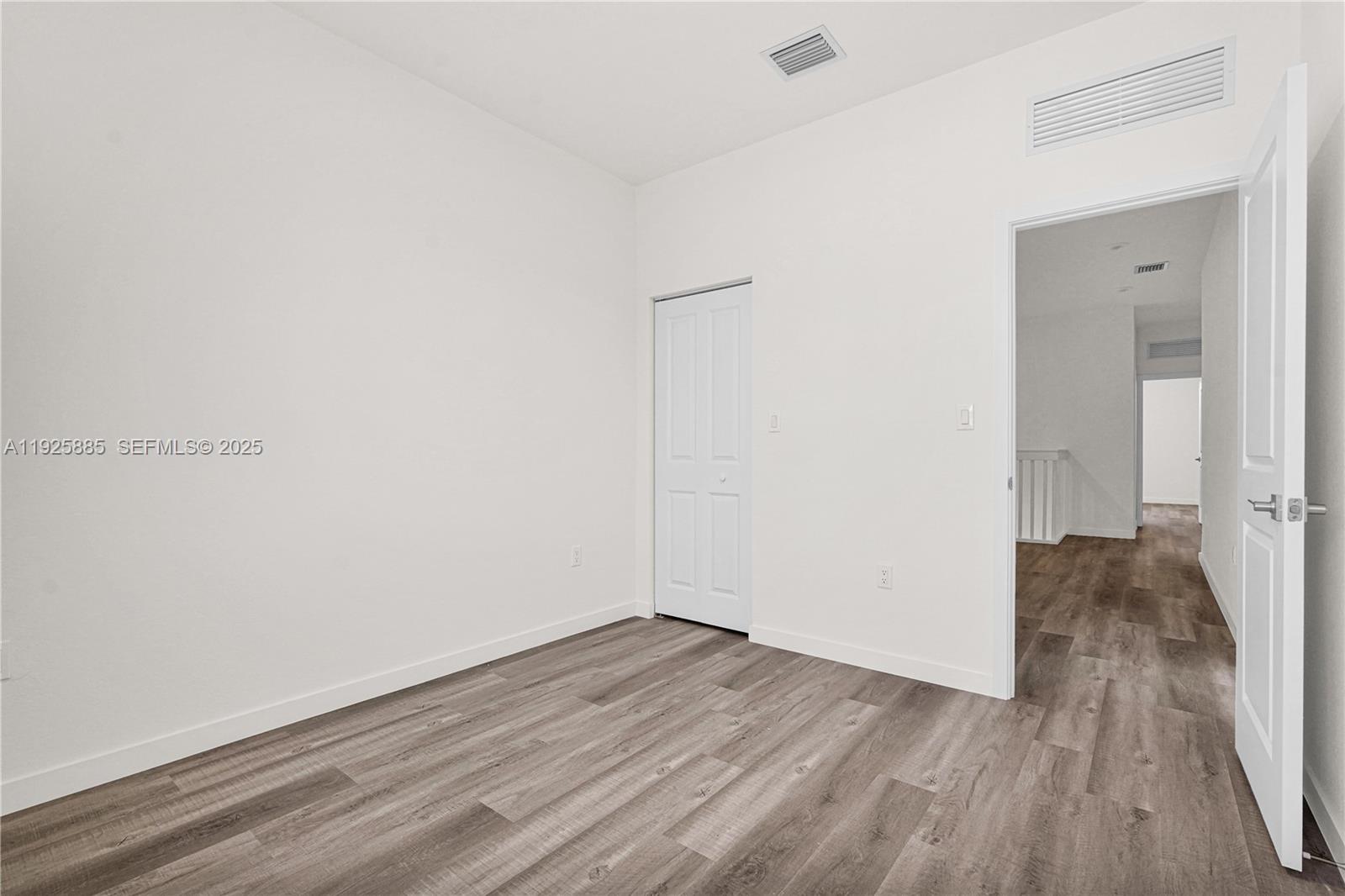   /  0 sq. ft. $ 2025-12-05 0 Photo