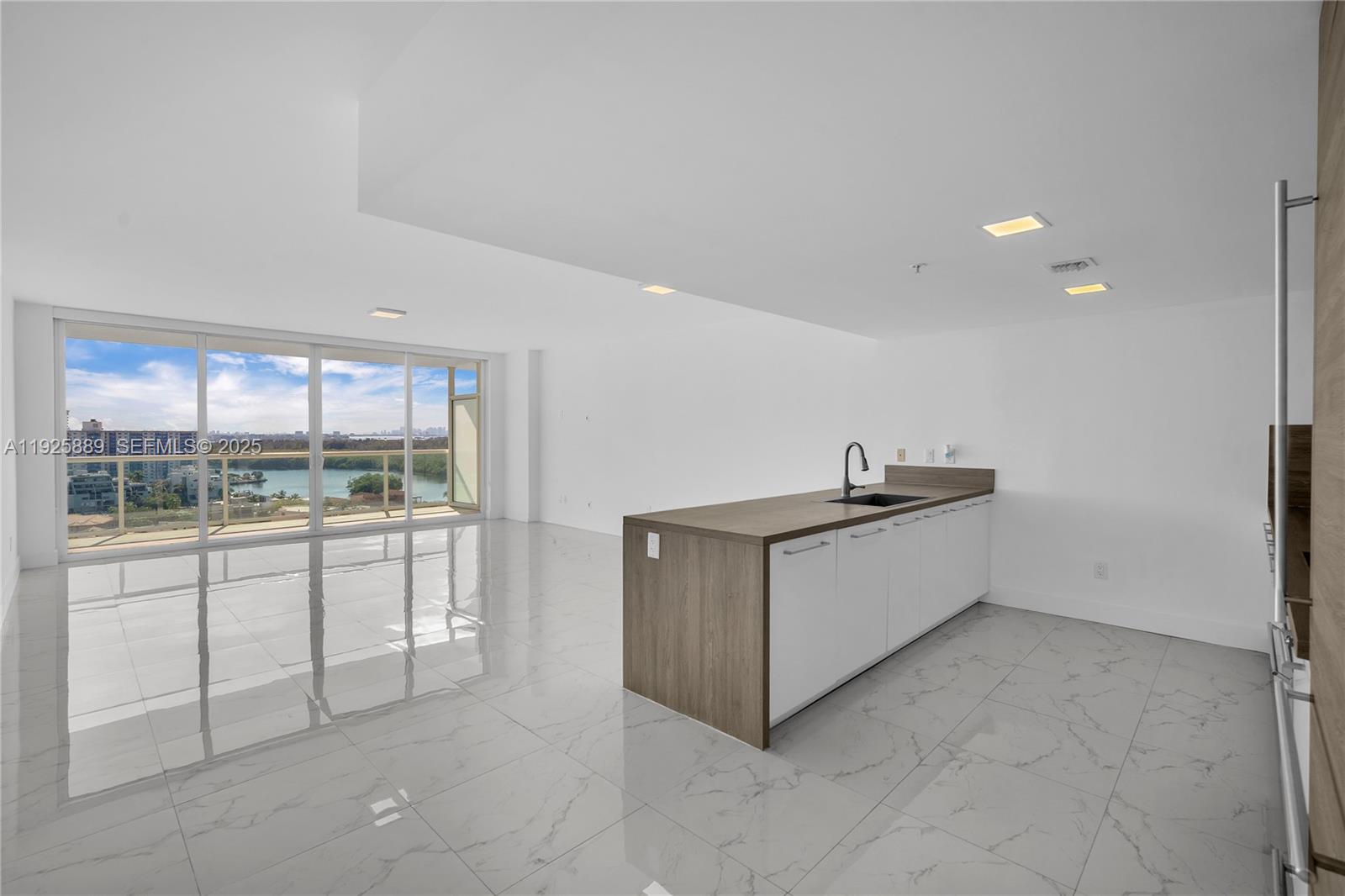 Photo of 400 Sunny Isles Blvd #1519, Sunny Isles Beach, Florida, 33160 -