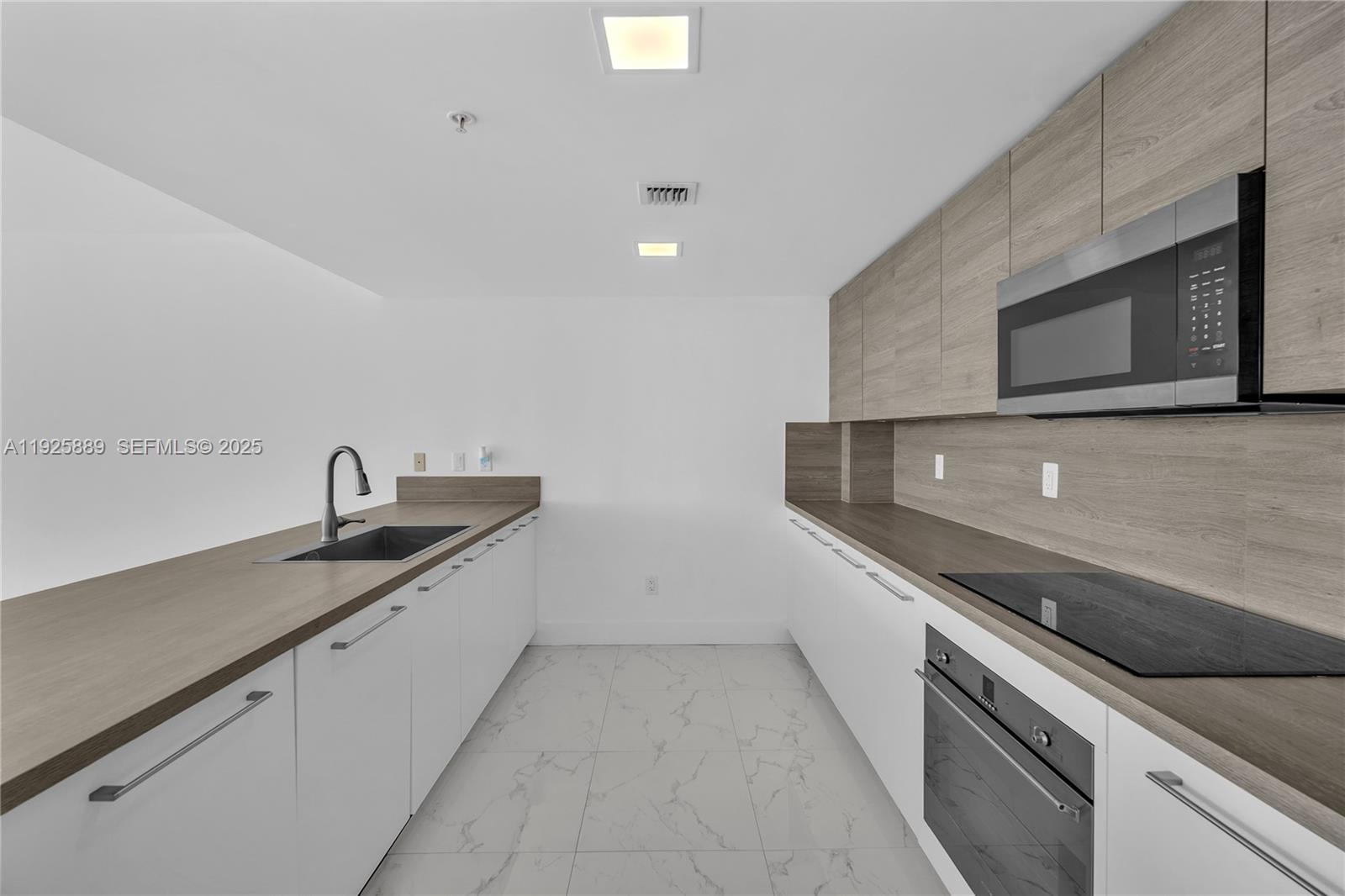 Photo of 400 Sunny Isles Blvd #1519, Sunny Isles Beach, Florida, 33160 -