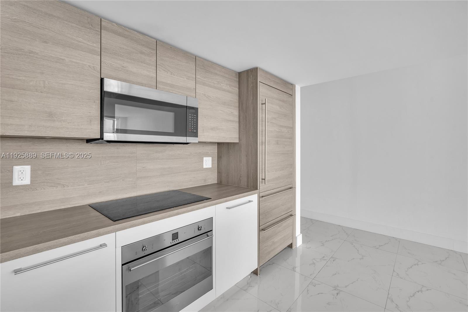 Photo of 400 Sunny Isles Blvd #1519, Sunny Isles Beach, Florida, 33160 -