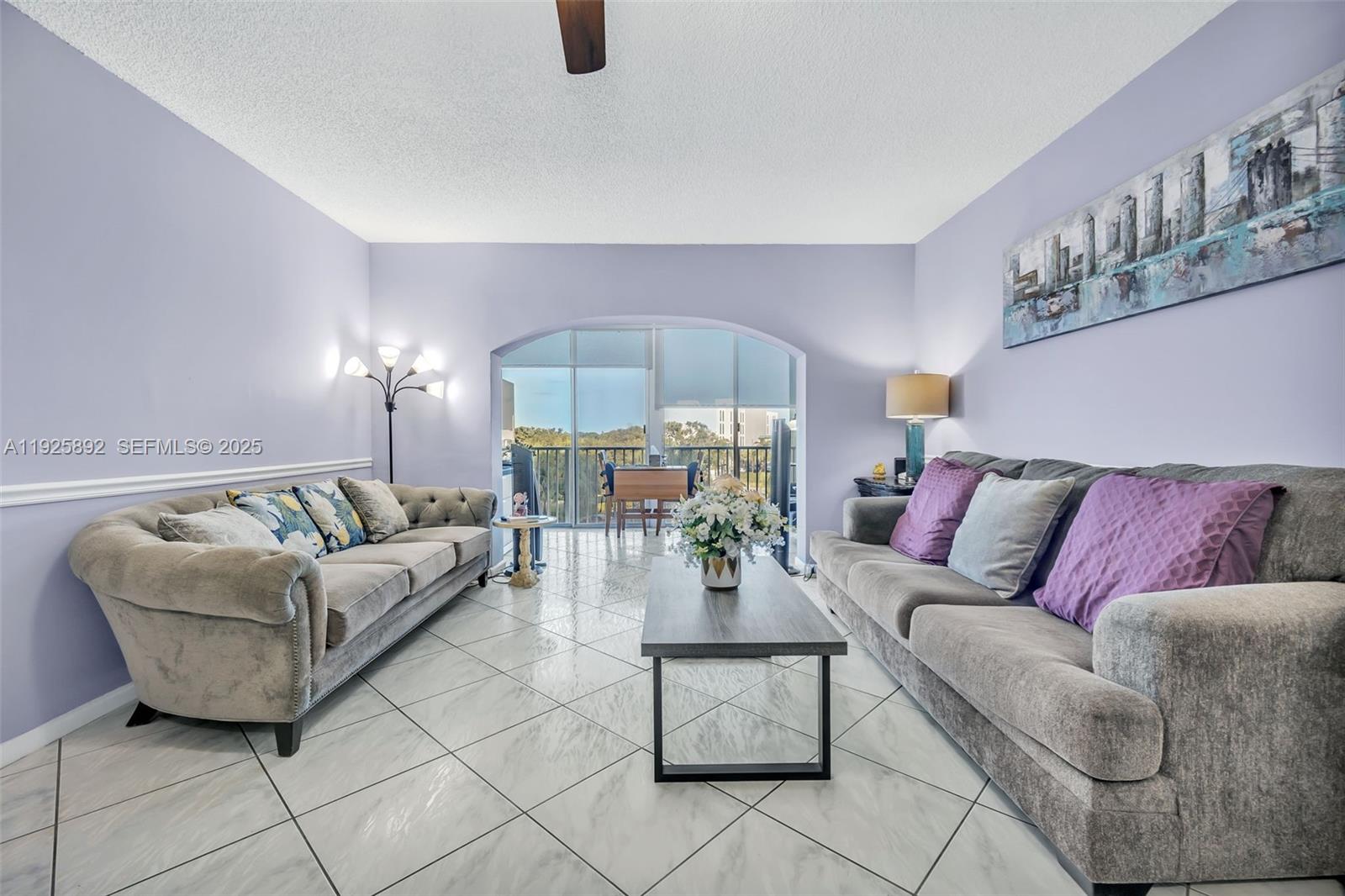 409 1 / 2 844 кв.футов $ 2025-12-05 0 Фото