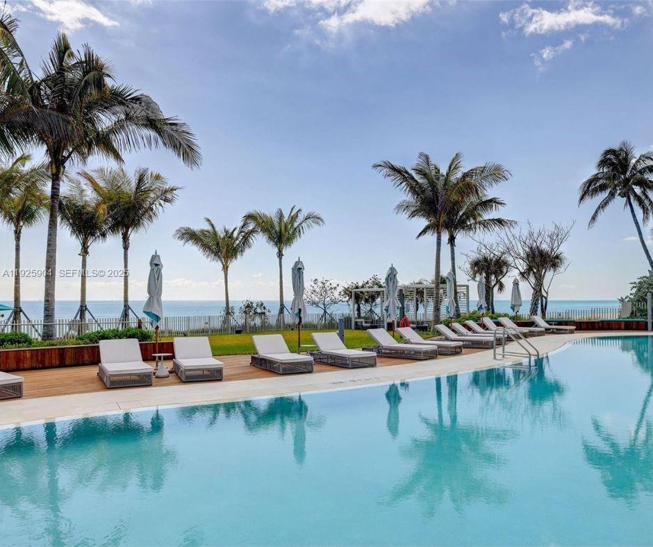 3701 4 / 5 3080 sq. ft. $ 2025-12-05 0 Photo