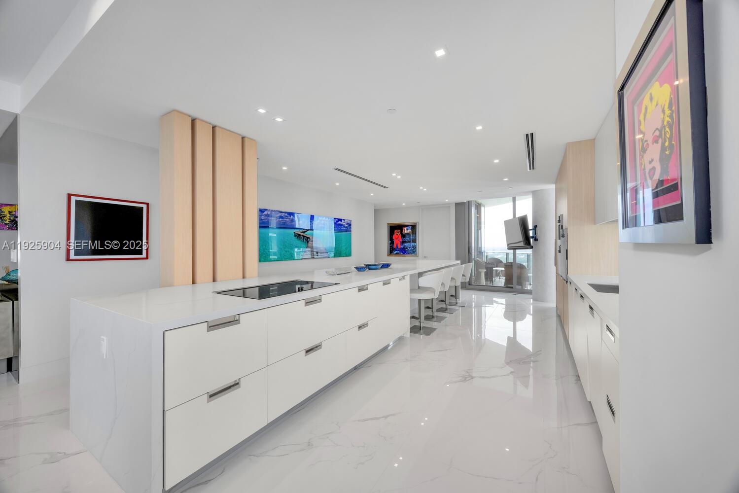 3701 4 / 5 3080 sq. ft. $ 2025-12-05 0 Photo