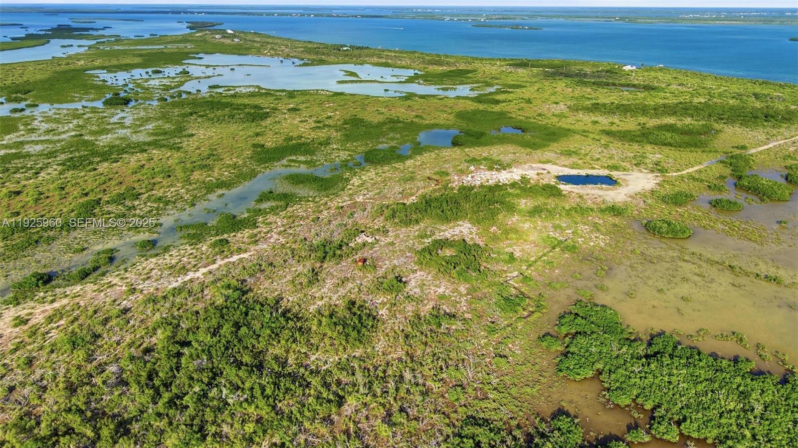 Ver detalles / sq. ft. $ 2025-12-05 0 foto