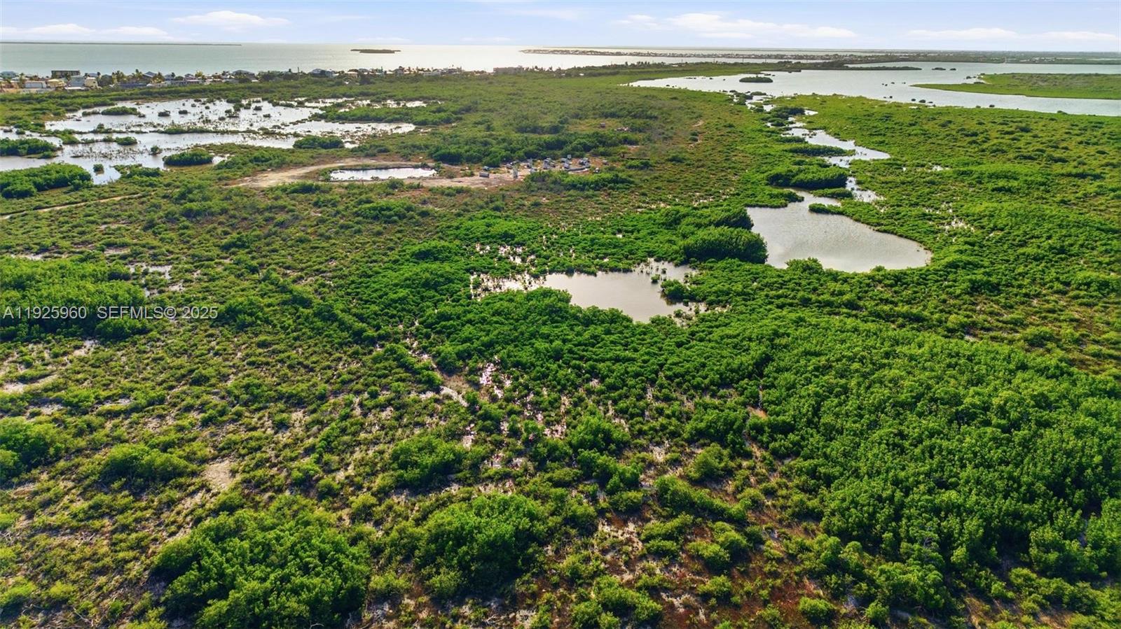 Ver detalles / sq. ft. $ 2025-12-05 0 foto