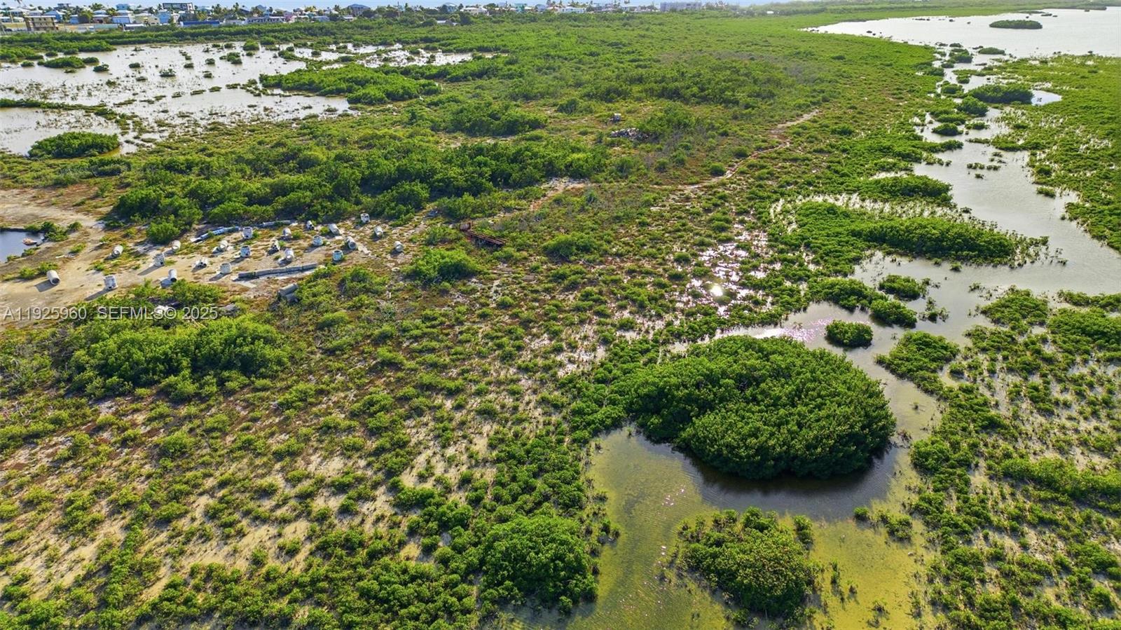 Ver detalles / sq. ft. $ 2025-12-05 0 foto