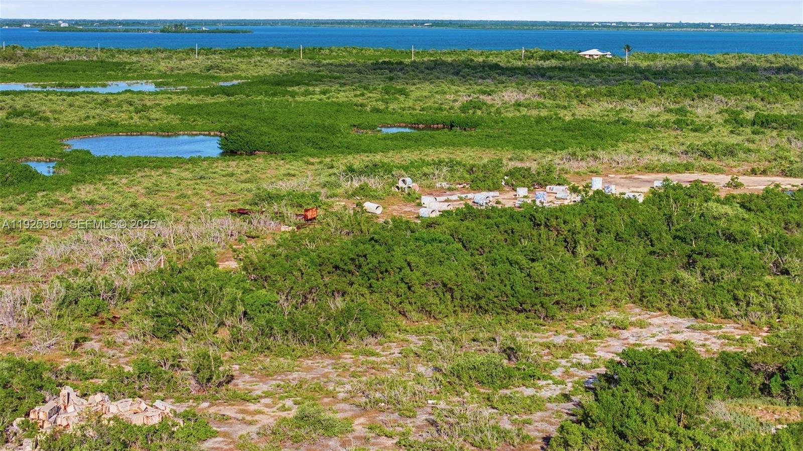 Ver detalles / sq. ft. $ 2025-12-05 0 foto