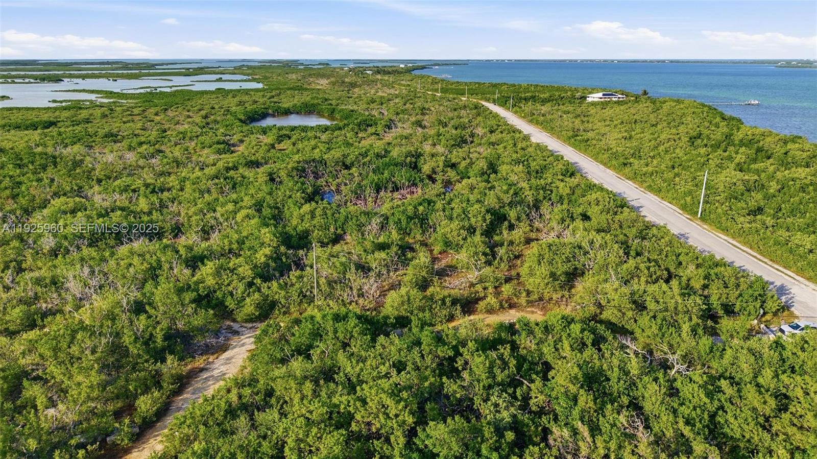 Ver detalles / sq. ft. $ 2025-12-05 0 foto