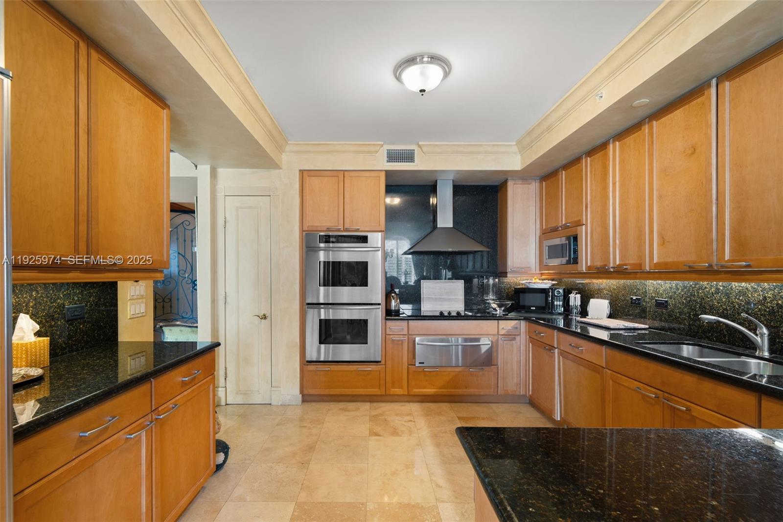 Photo of 3201 183rd St  #1107, Aventura, Florida, 33160 - 