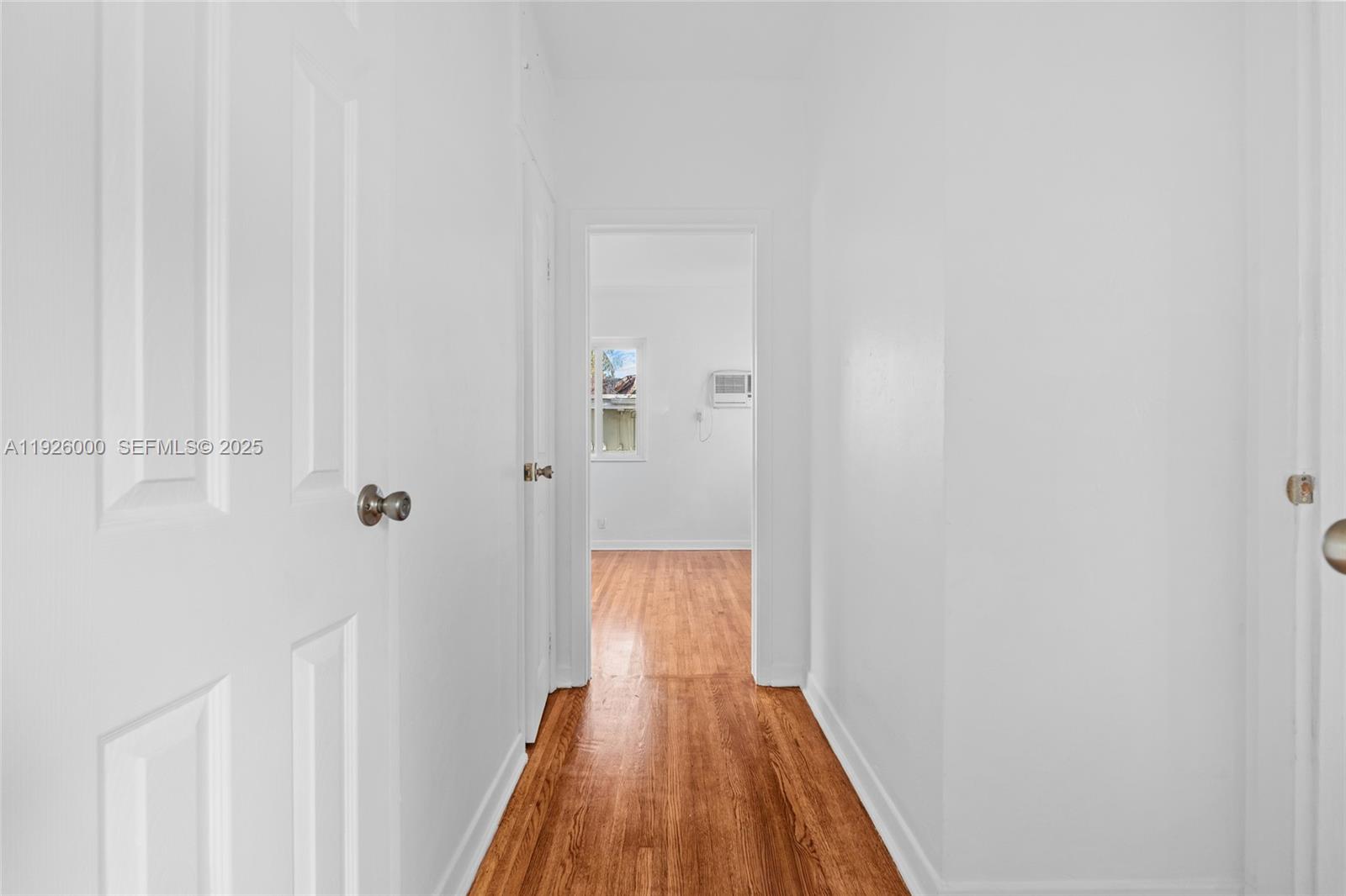 See details / 2461 sq. ft. $ 2025-12-05 0 Photo