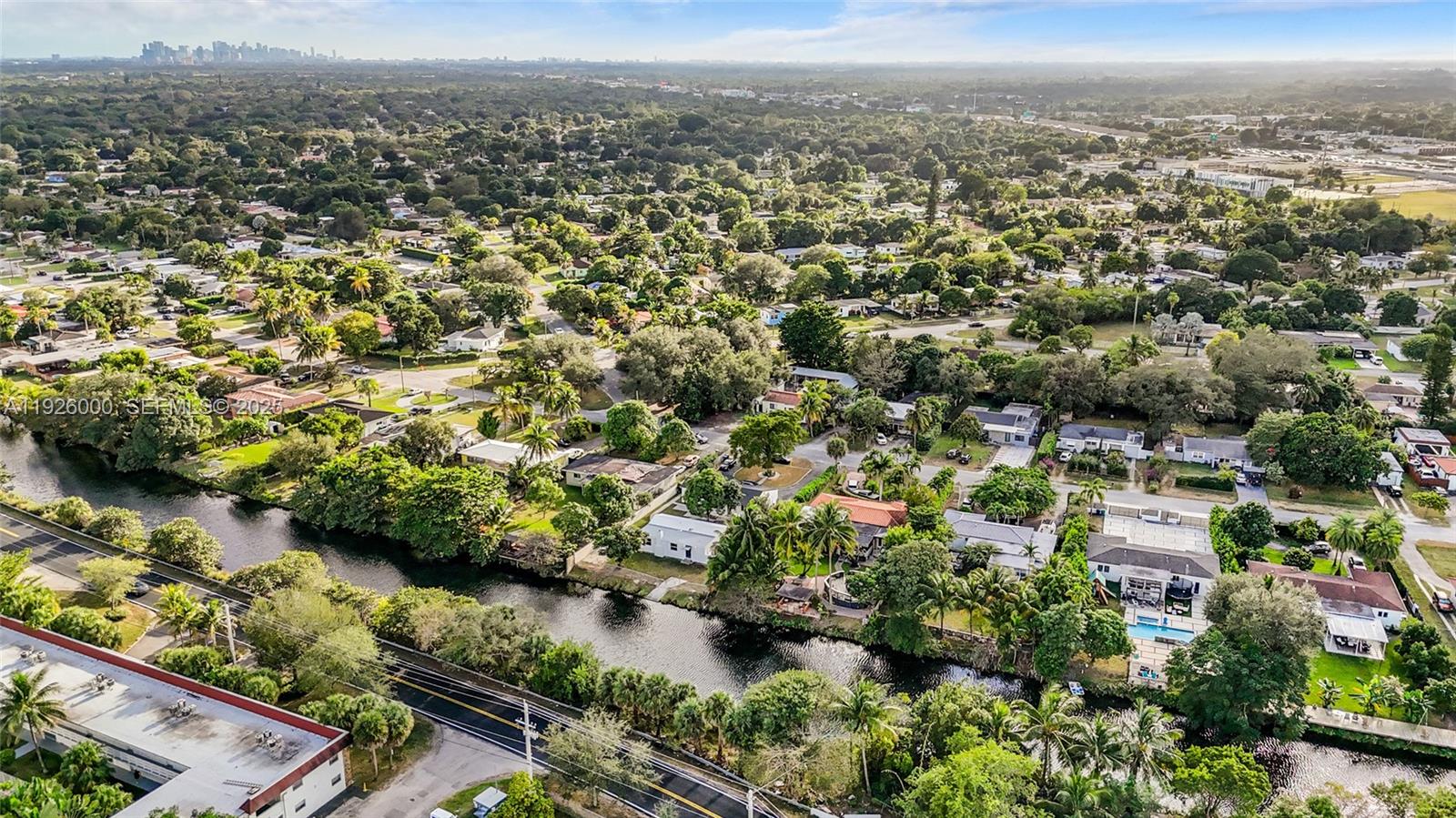 See details / 2461 sq. ft. $ 2025-12-05 0 Photo