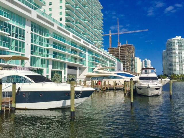 Ver detalles / sq. ft. $ 2025-12-05 0 foto