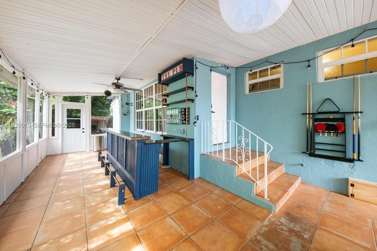 12995 3 / 2 1381 sq. ft. $ 2025-12-05 0 Photo