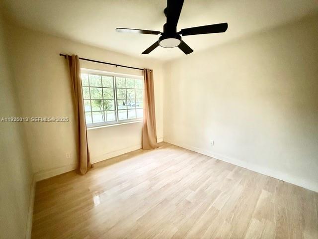 12995 3 / 2 1381 sq. ft. $ 2025-12-05 0 Photo