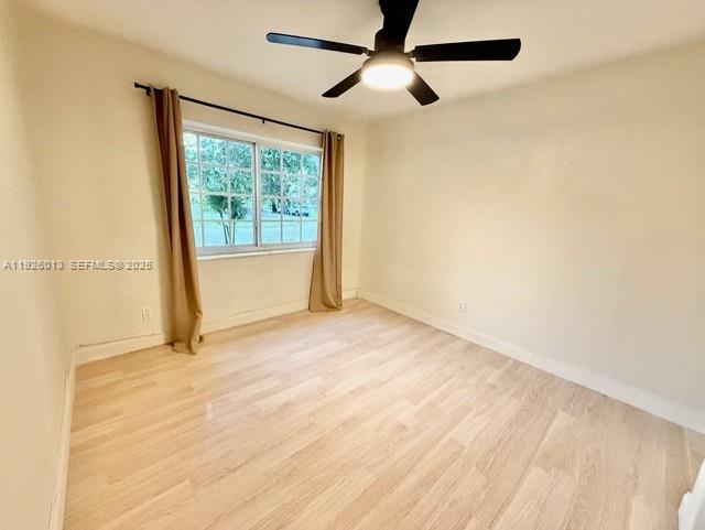 12995 3 / 2 1381 sq. ft. $ 2025-12-05 0 Photo