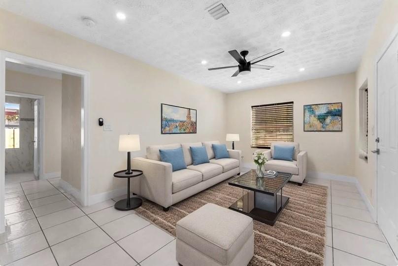   / 0 1755 sq. ft. $ 2026-05-08 0 foto