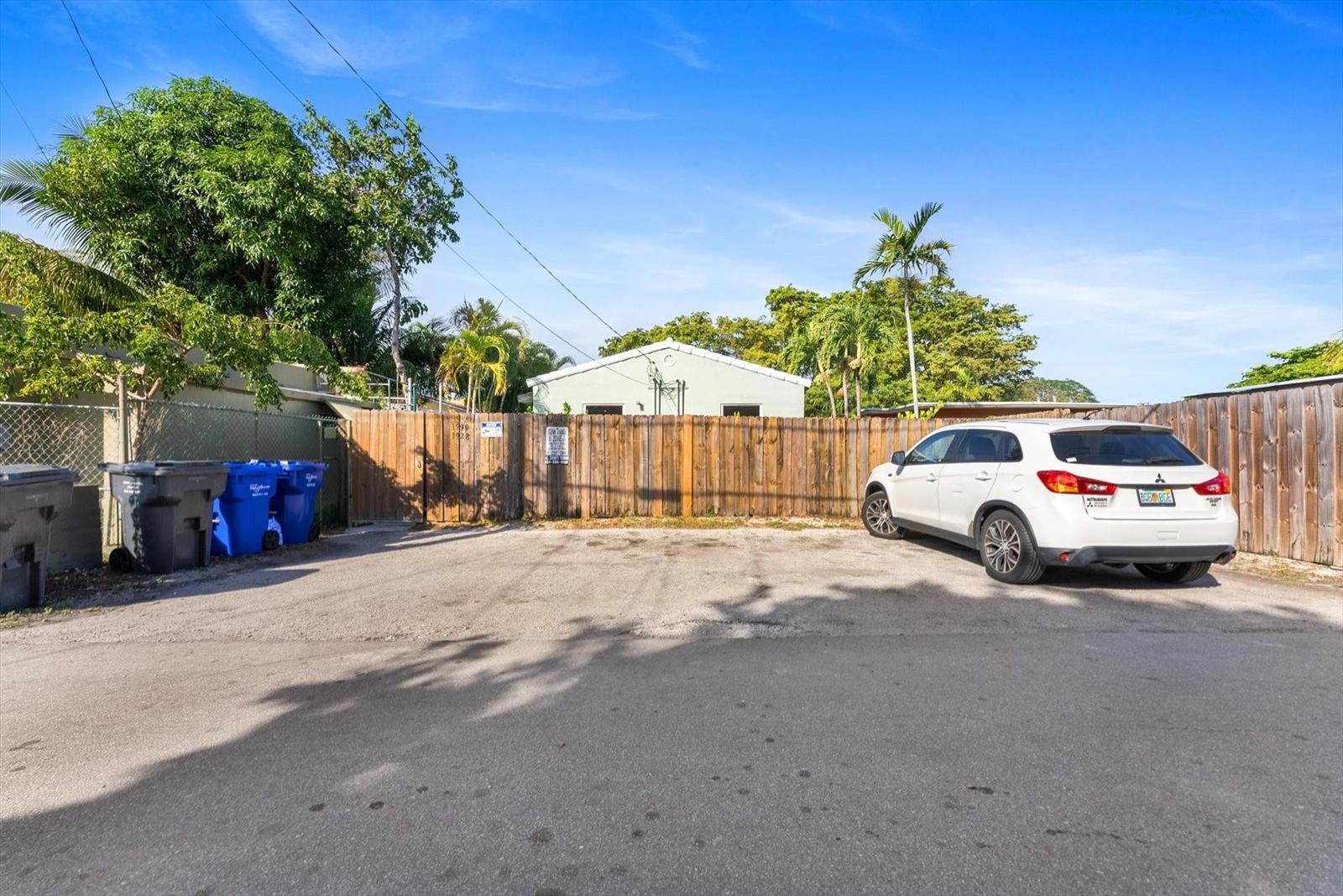   / 0 1755 sq. ft. $ 2026-05-08 0 foto