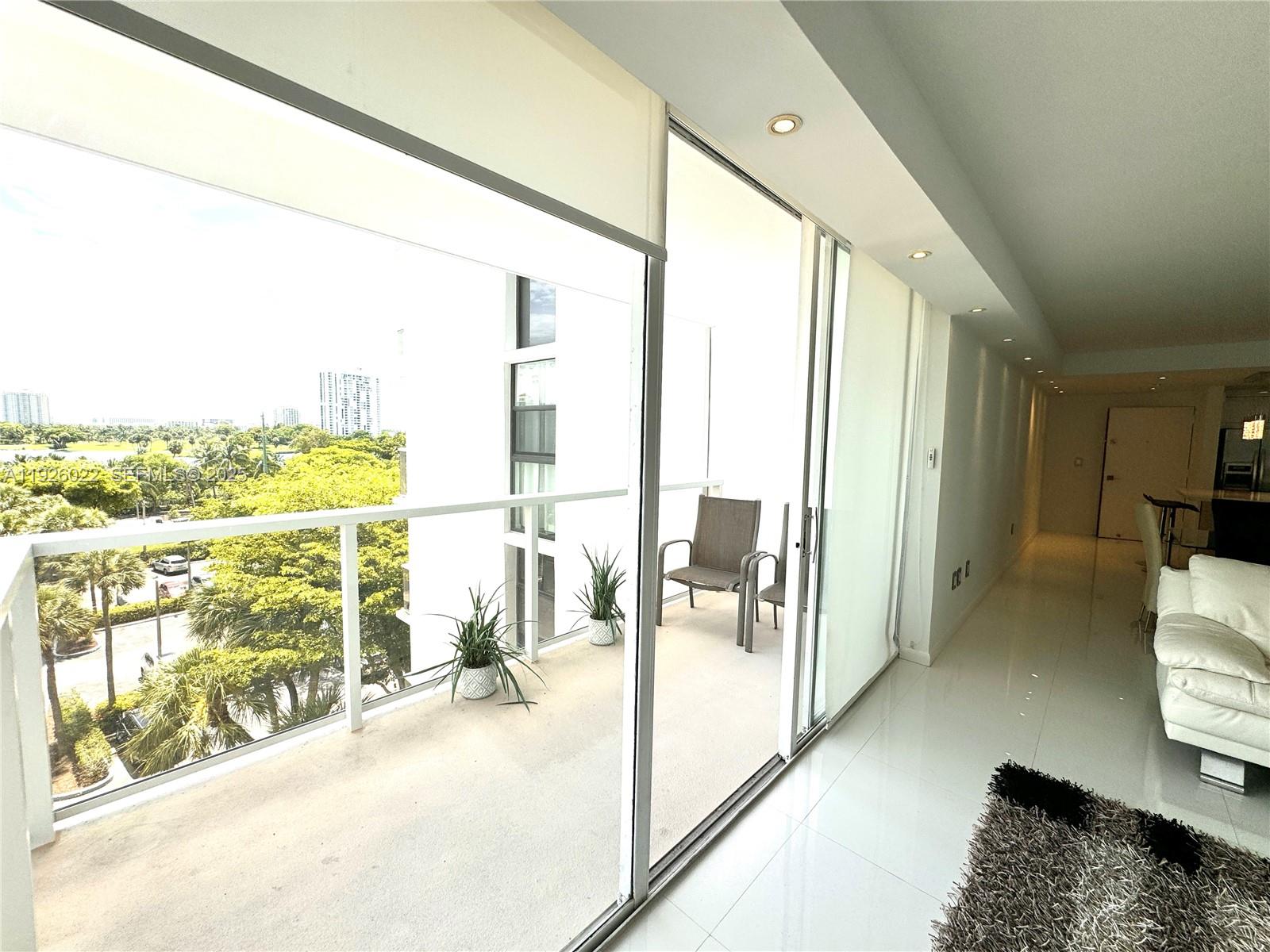 Photo of 3731 Country Club Dr #623, Aventura, Florida, 33180 -