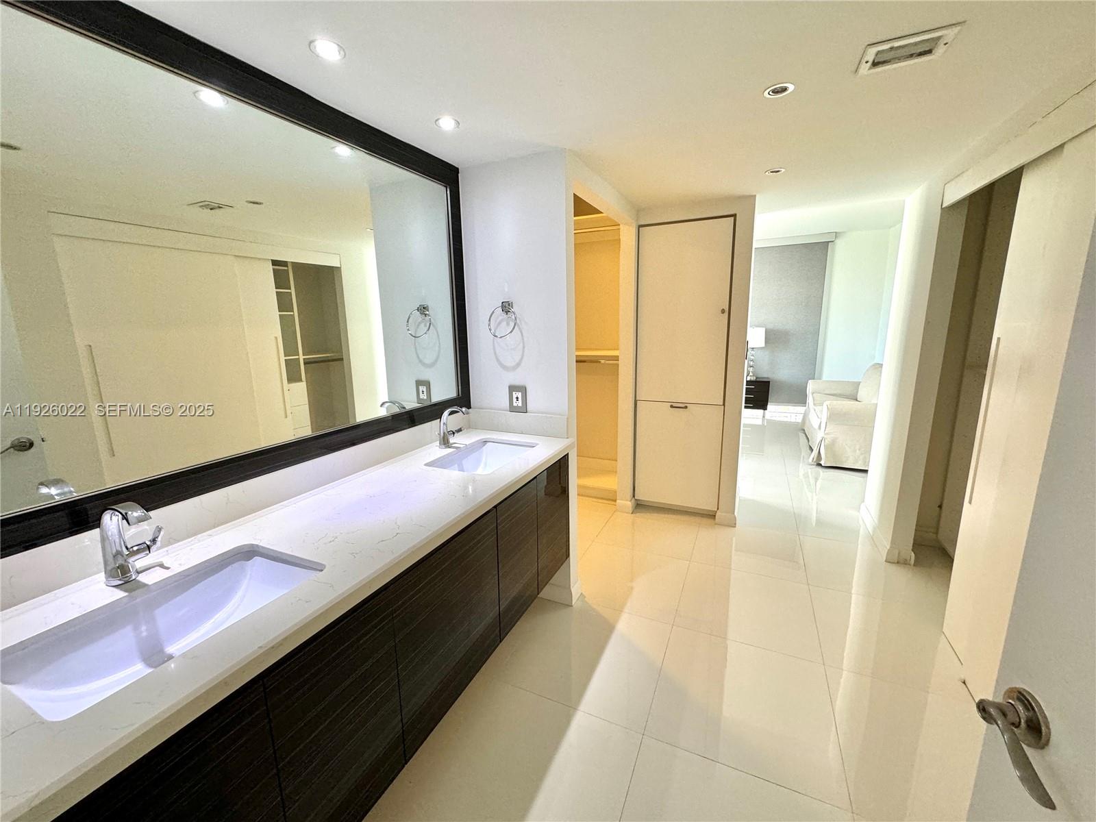 Photo of 3731 Country Club Dr #623, Aventura, Florida, 33180 -