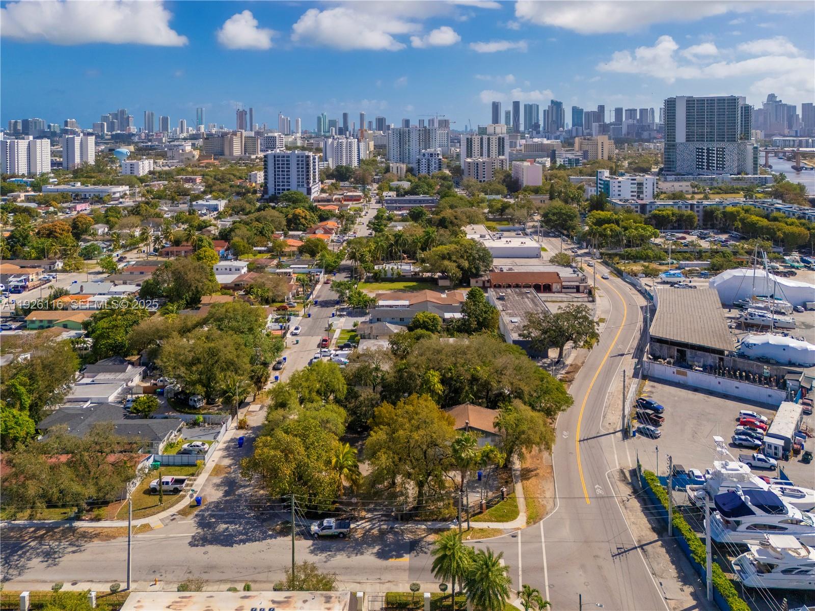 Ver detalles / sq. ft. $ 2025-12-05 0 foto