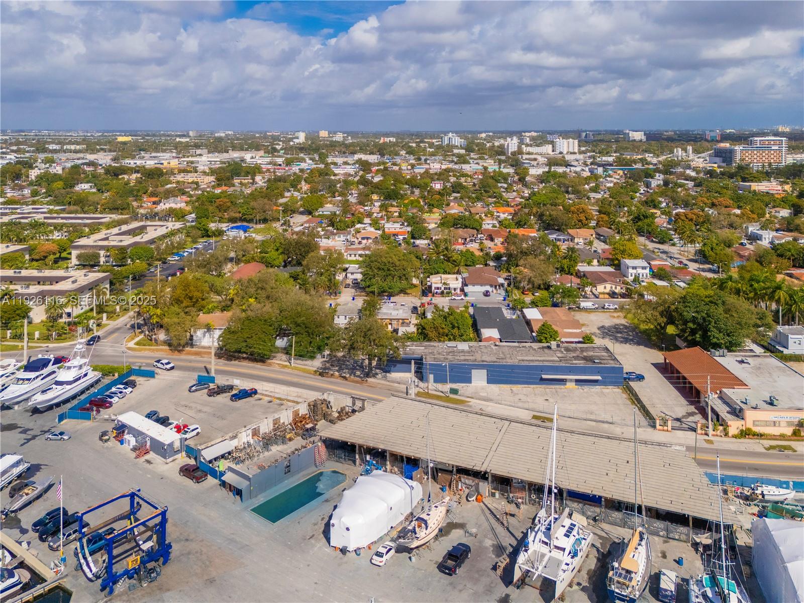 Ver detalles / sq. ft. $ 2025-12-05 0 foto