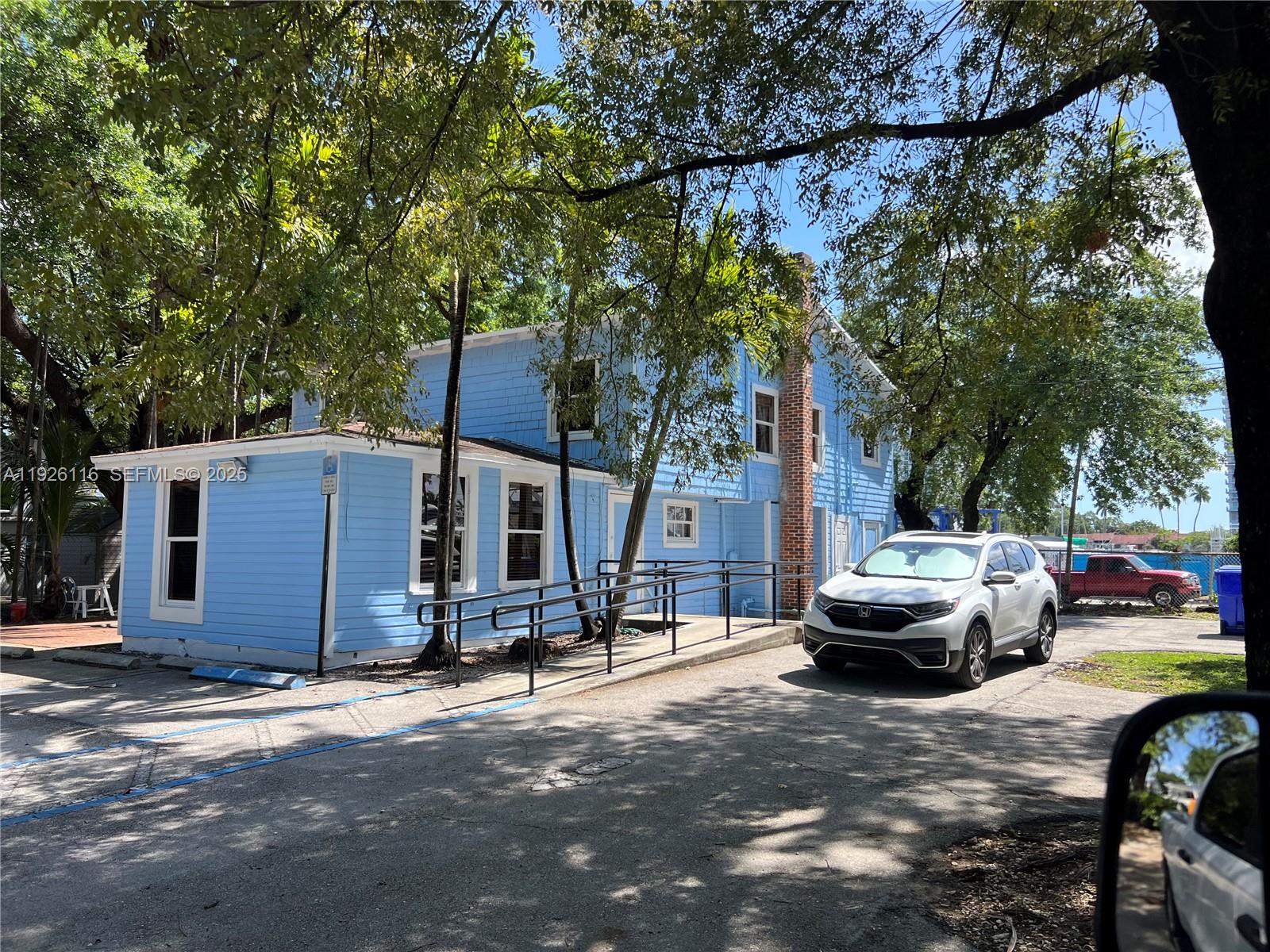 Ver detalles / sq. ft. $ 2025-12-05 0 foto