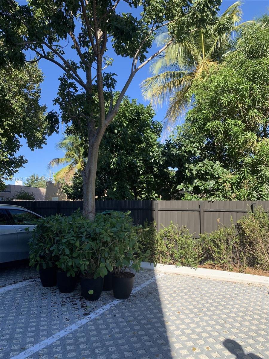 Ver detalles / sq. ft. $ 2025-12-05 0 foto