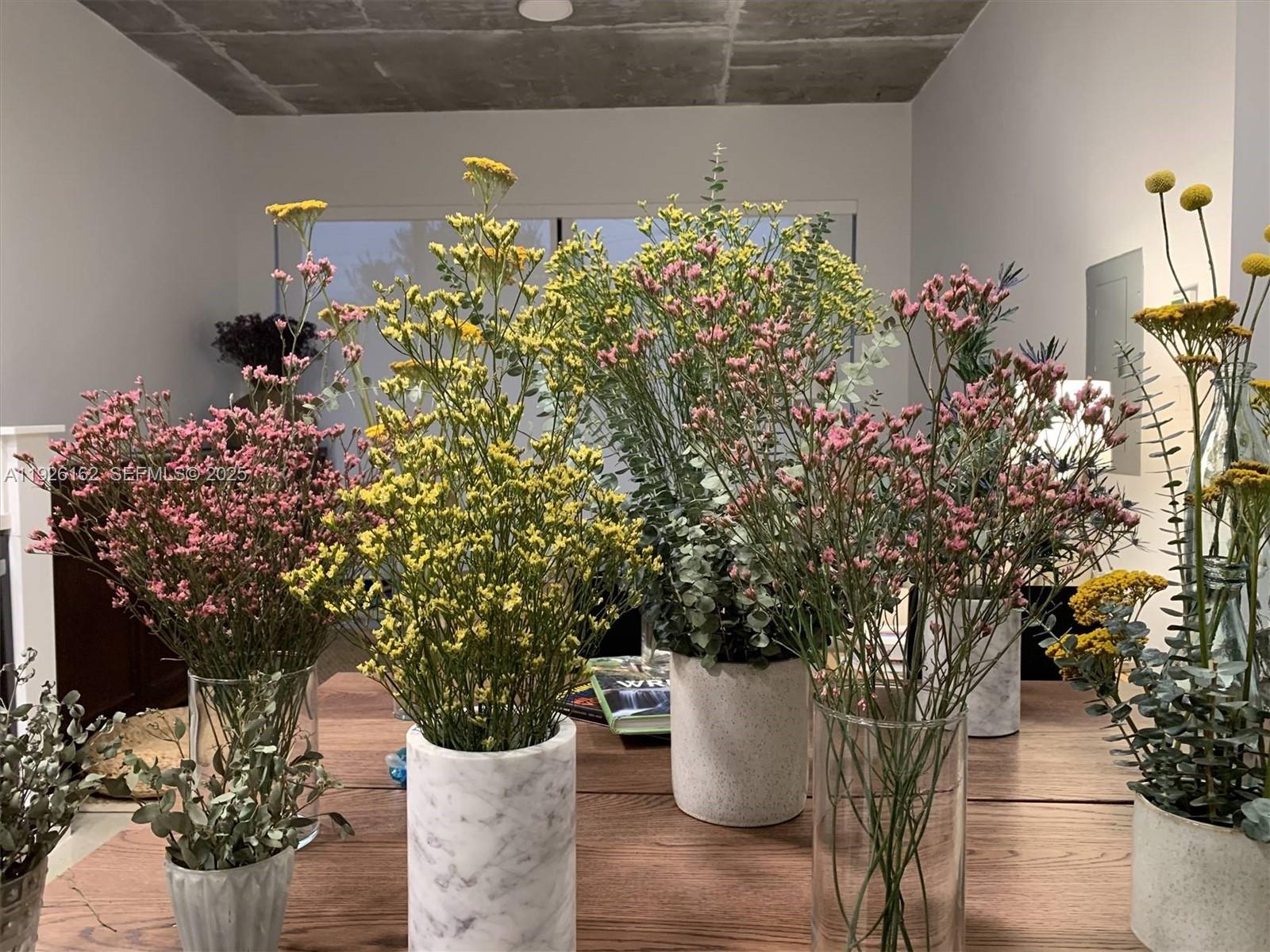 Ver detalles / sq. ft. $ 2025-12-05 0 foto