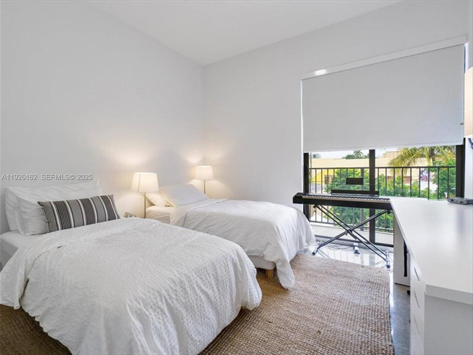 Ver detalles / sq. ft. $ 2025-12-05 0 foto