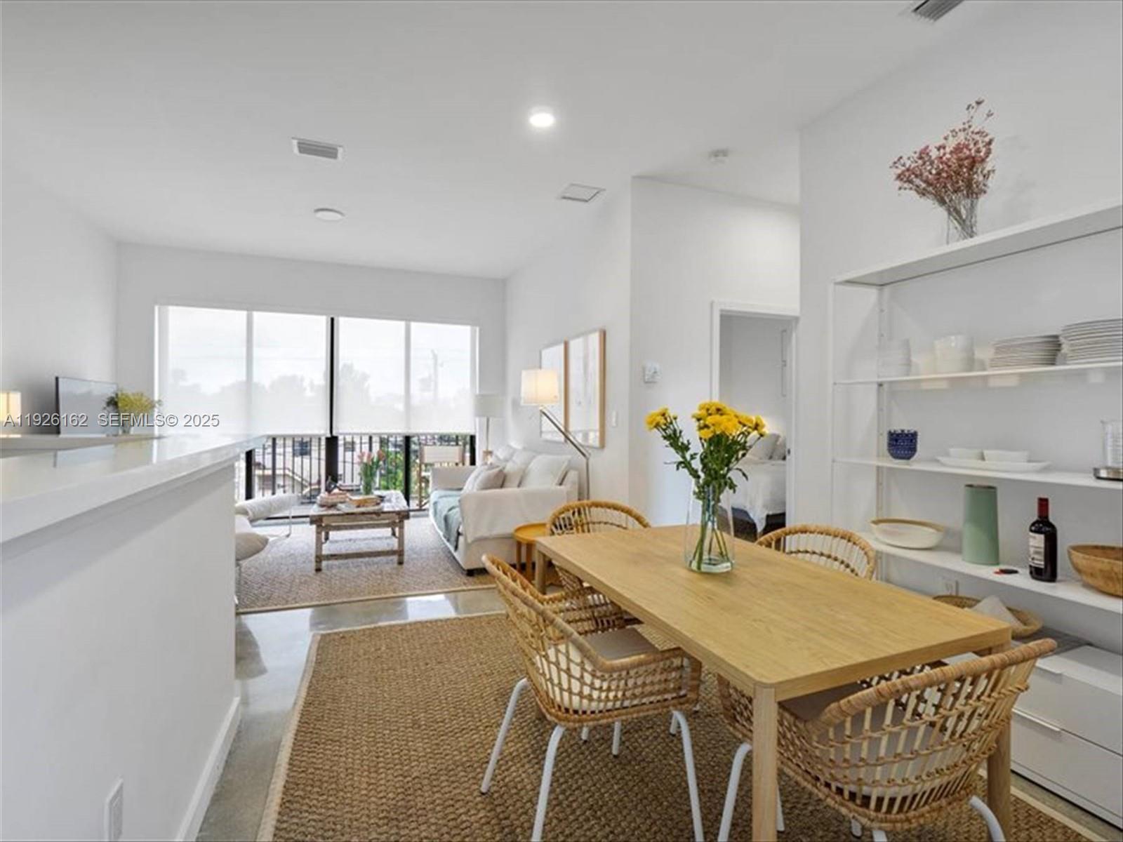 Ver detalles / sq. ft. $ 2025-12-05 0 foto