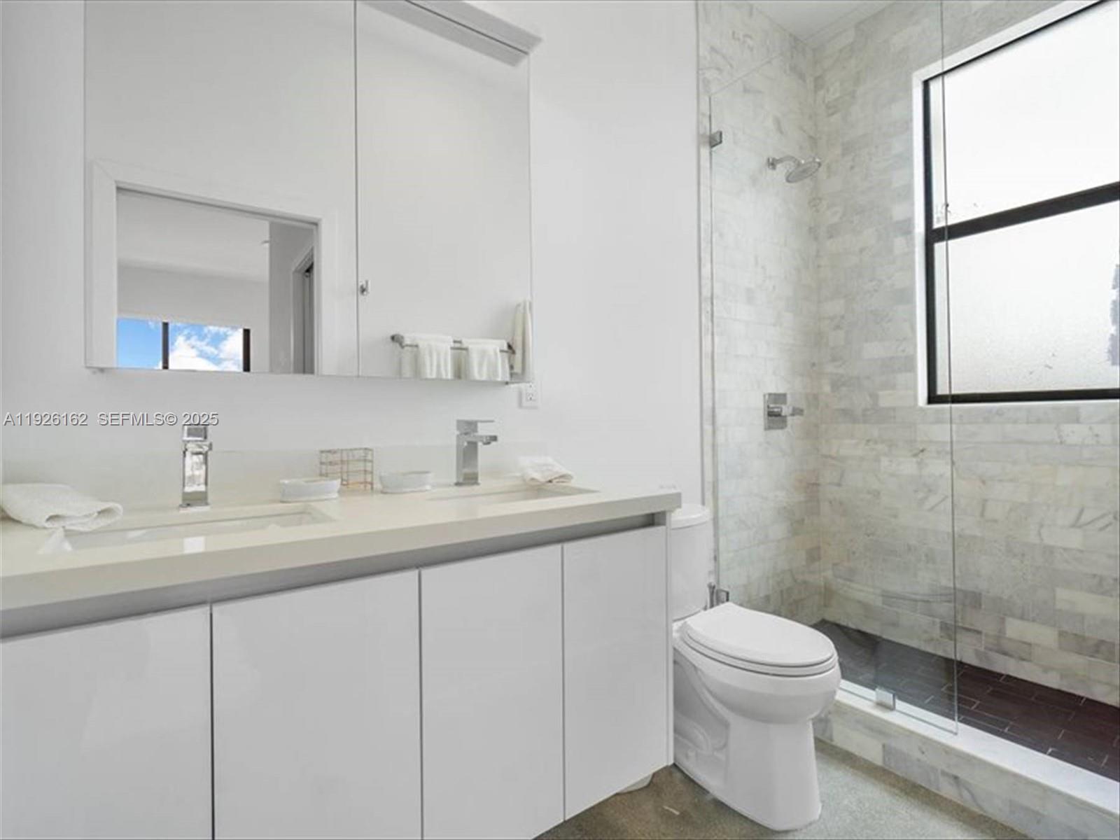 Ver detalles / sq. ft. $ 2025-12-05 0 foto