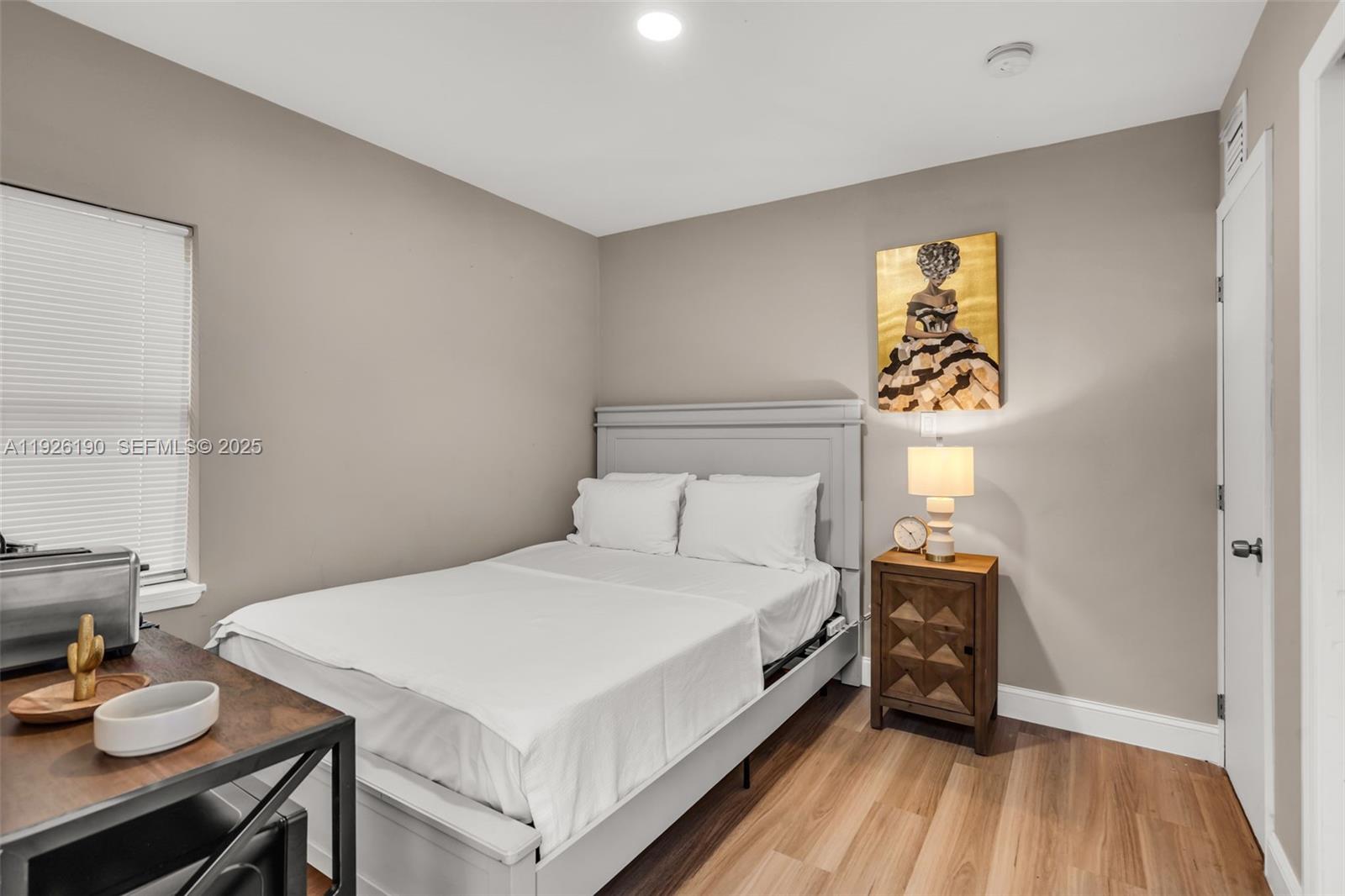 1100 3 / 2 1258 кв.футов $ 2025-12-05 0 Фото