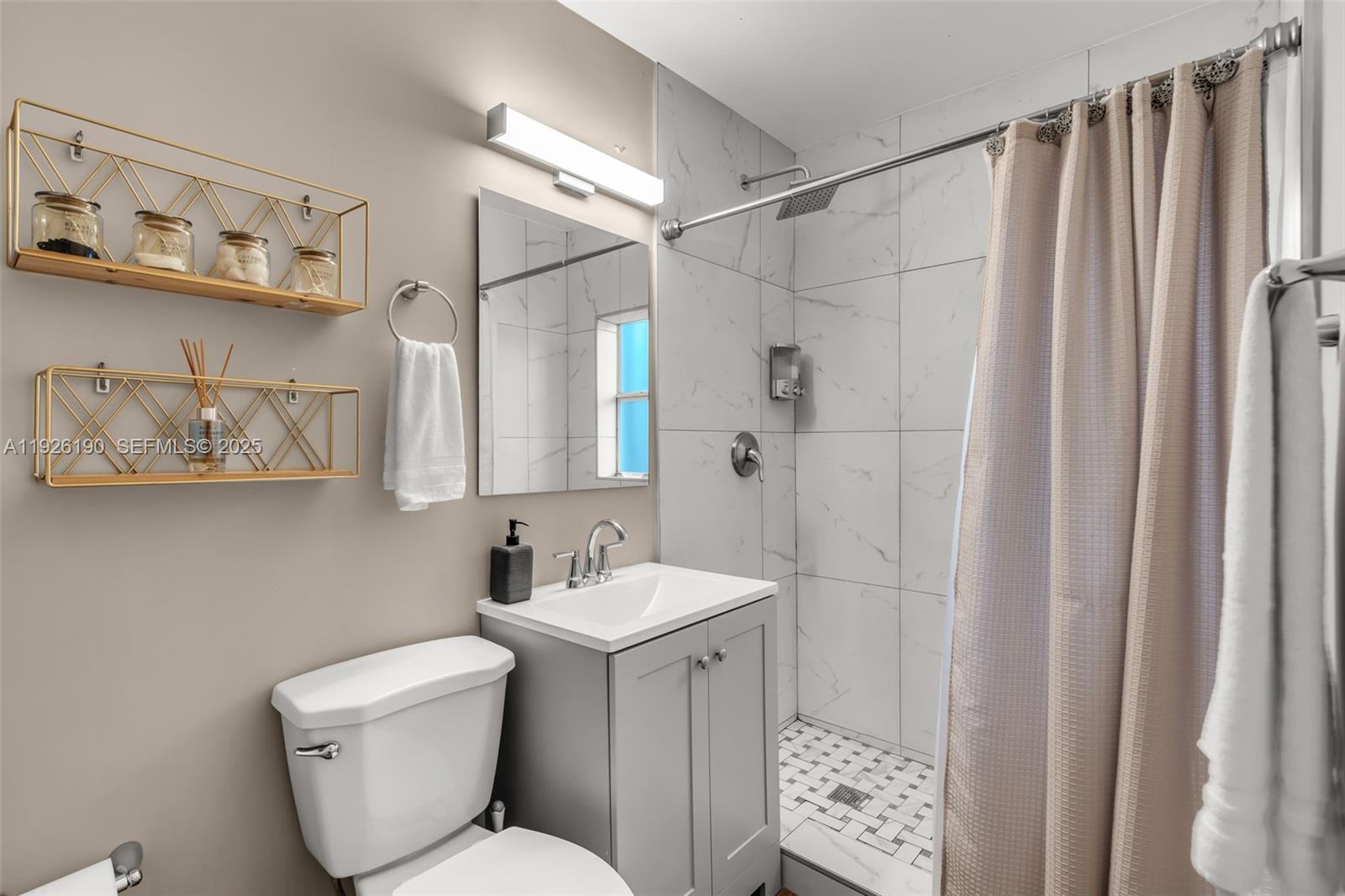 1100 3 / 2 1258 кв.футов $ 2025-12-05 0 Фото